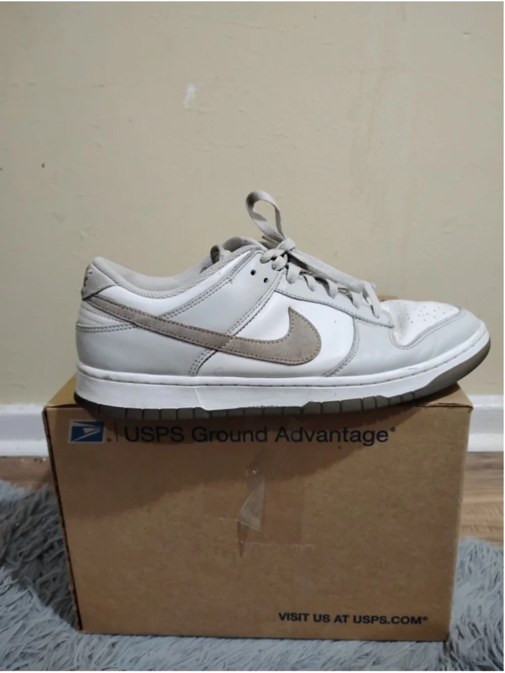 Nike Dunk Low Shoes Mens Size 12 White Tan Suede Swoosh Sneakers FJ4188-001